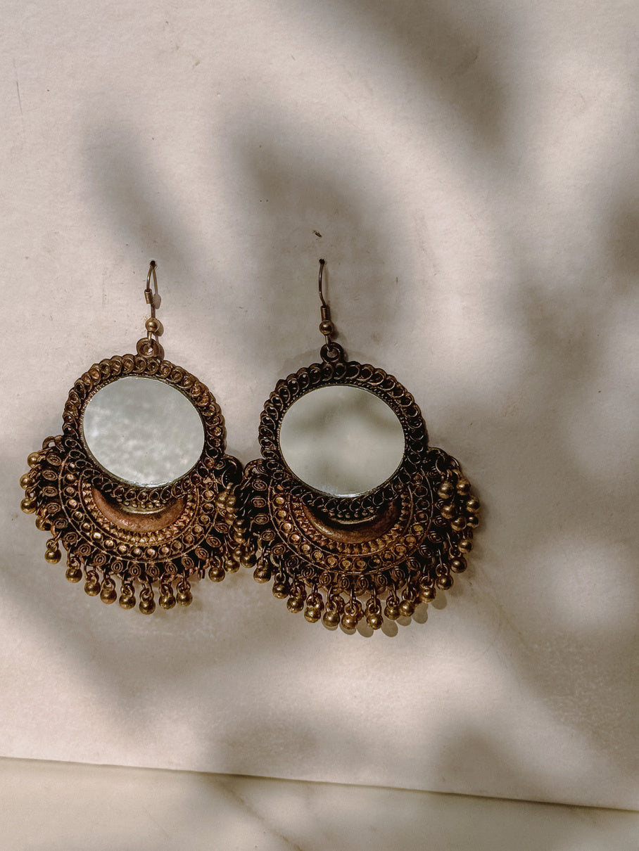 Aina Jhumkas